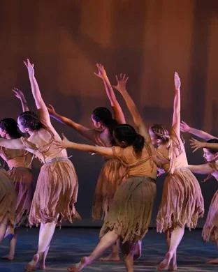 Siudy Garrido Flamenco Company: Bailaora, Mis Pies Son Mi Voz